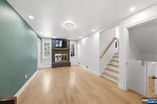 13 Dogwood Ct, Paramus, NJ 07652 - Photo 10