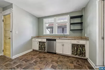 164 Dewitt Avenue, Belleville, NJ 07109 - Photo 14