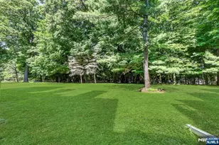 172 Grandview Ln, Mahwah, NJ 07430 - Photo 44