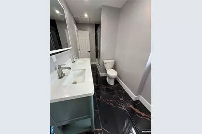 910 Roanoke Avenue, Hillside, NJ 07205 - Photo 6