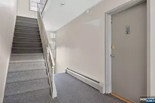 34 Knox Terrace 1A, Wayne, NJ 07470 - Photo 2