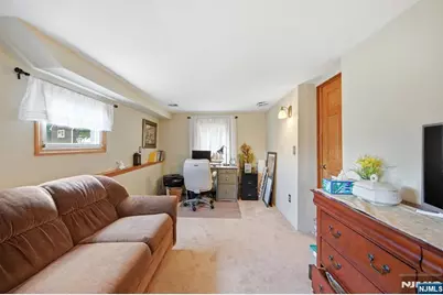 8 Ivan Road, West Milford, NJ 07480 - Photo 4
