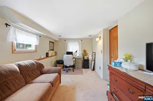 8 Ivan Rd, West Milford, NJ 07480 - Photo 4