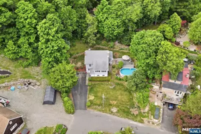 8 Ivan Road, West Milford, NJ 07480 - Photo 36
