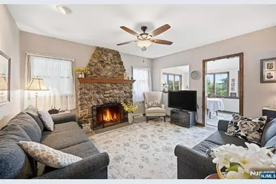 8 Ivan Road, West Milford, NJ 07480 - Photo 6