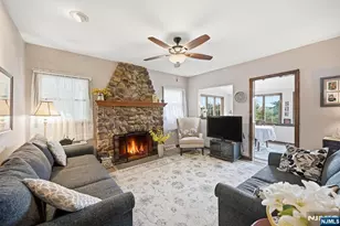 8 Ivan Rd, West Milford, NJ 07480 - Photo 6