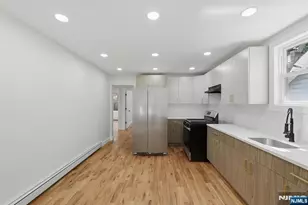 203-205 Hansbury, Newark, NJ 07112 - Photo 20