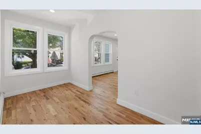 203-205 Hansbury, Newark, NJ 07112 - Photo 6