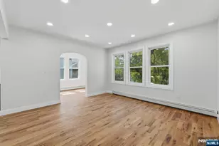 203-205 Hansbury, Newark, NJ 07112 - Photo 18