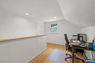 166 Beverly Hill Rd, Clifton, NJ 07012 - Photo 12
