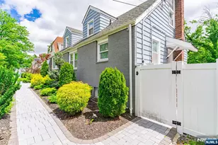 246 E 2nd Ave, Roselle, NJ 07203 - Photo 28
