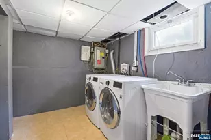 246 E 2nd Ave, Roselle, NJ 07203 - Photo 12