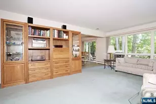 65 Haven Ave, Bergenfield, NJ 07621 - Photo 4
