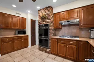 2 N Edgewood Ave, West Orange Township, NJ 07052 - Photo 10