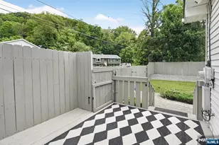 16 Clover Ln, Vernon, NJ 07418 - Photo 6