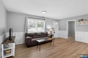 16 Clover Ln, Vernon, NJ 07418 - Photo 12