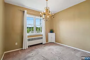 18 Wedgewood Dr 25, Verona, NJ 07044 - Photo 10