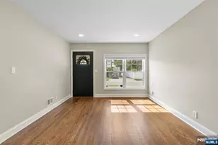 125 N 1st St, Bergenfield, NJ 07621 - Photo 8