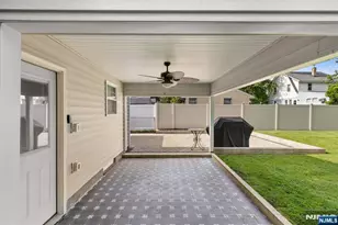 125 N 1st St, Bergenfield, NJ 07621 - Photo 34