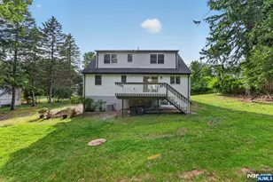 11 Franklin St, Mahwah, NJ 07430 - Photo 4