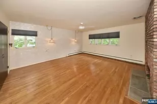 9 Lyncrest Dr, Paramus, NJ 07652 - Photo 24