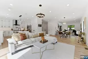 95 Huron Ave, Clifton, NJ 07013 - Photo 12