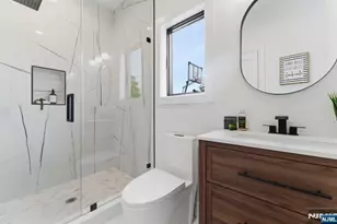 95 Huron Ave, Clifton, NJ 07013 - Photo 18