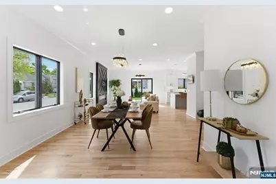 95 Huron Avenue, Clifton, NJ 07013 - Photo 6