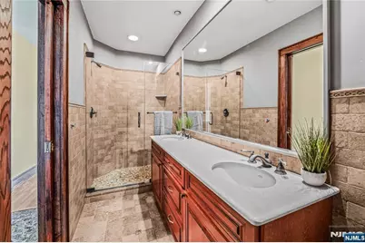 50 Orchard Avenue, Emerson, NJ 07630 - Photo 32