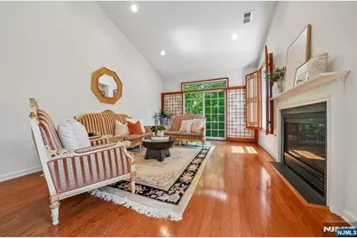 11 Hopkins Court, Parsippany, NJ 07054 - Photo 6