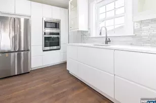 34 Kearney St, Lyndhurst Township, NJ 07071 - Photo 6