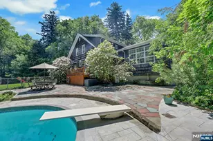 22 Crest Rd, Hillsdale, NJ 07642 - Photo 4