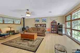 22 Crest Rd, Hillsdale, NJ 07642 - Photo 14