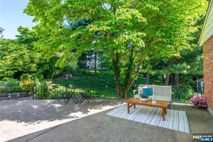 110 Woodlawn Ave, Clifton, NJ 07013 - Photo 36