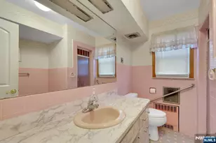 316 Sanford Ave, Lyndhurst Township, NJ 07071 - Photo 12