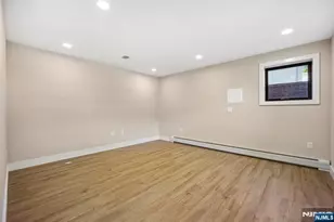 33 Lincoln Ave, River Edge, NJ 07661 - Photo 34