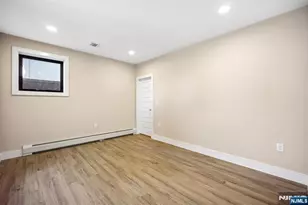 33 Lincoln Ave, River Edge, NJ 07661 - Photo 40