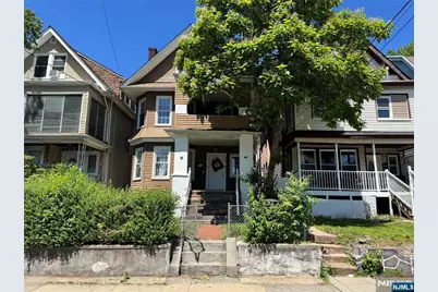 296 Woodside Avenue, Newark, NJ 07104 - Photo 1