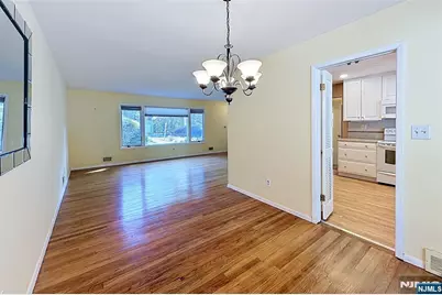 8 Mohawk Avenue, Rockaway Township, NJ 07866 - Photo 10