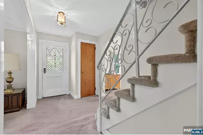 189 Tappan Avenue, Belleville, NJ 07109 - Photo 12