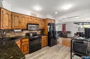 245 Barnert Ave, Totowa, NJ 07512 - Photo 8