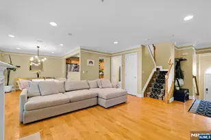 196 Blue Heron Dr 196, Secaucus, NJ 07094 - Photo 6