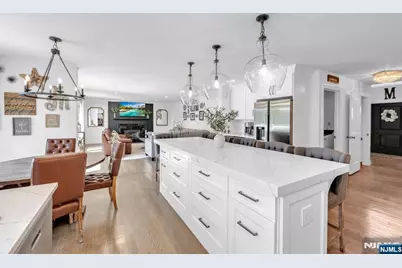22 Fox Boro Road, Wayne, NJ 07470 - Photo 10