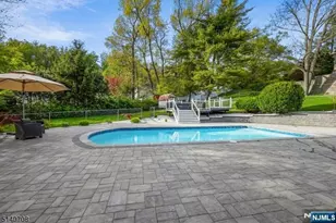 1626 Larkspur Dr, Mountainside, NJ 07092 - Photo 20