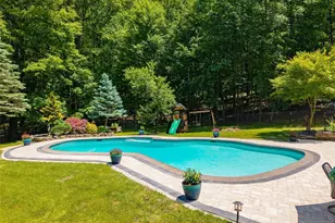 17 Cromwell Dr, Chester, NJ 07930 - Photo 6