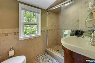 19 Harsen Rd, Tenafly, NJ 07670 - Photo 14