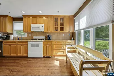 19 Harsen Road, Tenafly, NJ 07670 - Photo 8