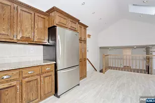 517 Pine Hill Rd, Leonia, NJ 07605 - Photo 18