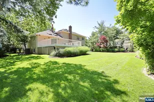 517 Pine Hill Rd, Leonia, NJ 07605 - Photo 42