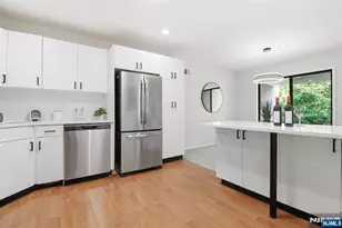 9 Paris Cir, West Orange Township, NJ 07052 - Photo 8